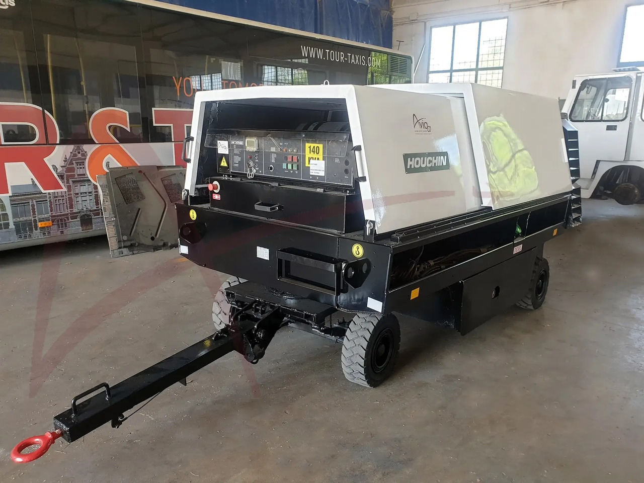 HOUCHIN C690-140 - Unidad de potencia en tierra: foto 4 HOUCHIN C690-140 - Unidad de potencia en tierra: foto 4