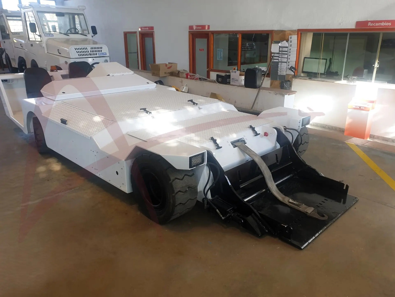 LEKTRO AP8950SD - Remolcador de aviones: foto 2 LEKTRO AP8950SD - Remolcador de aviones: foto 2