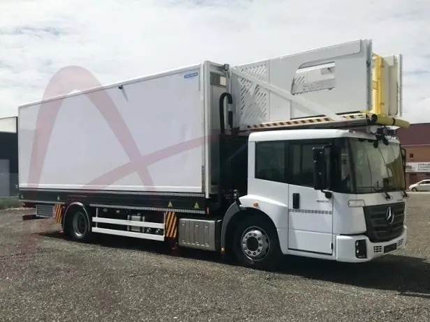 TECNOVE ECONIC 1827 - Camión de catering: foto 3 TECNOVE ECONIC 1827 - Camión de catering: foto 3