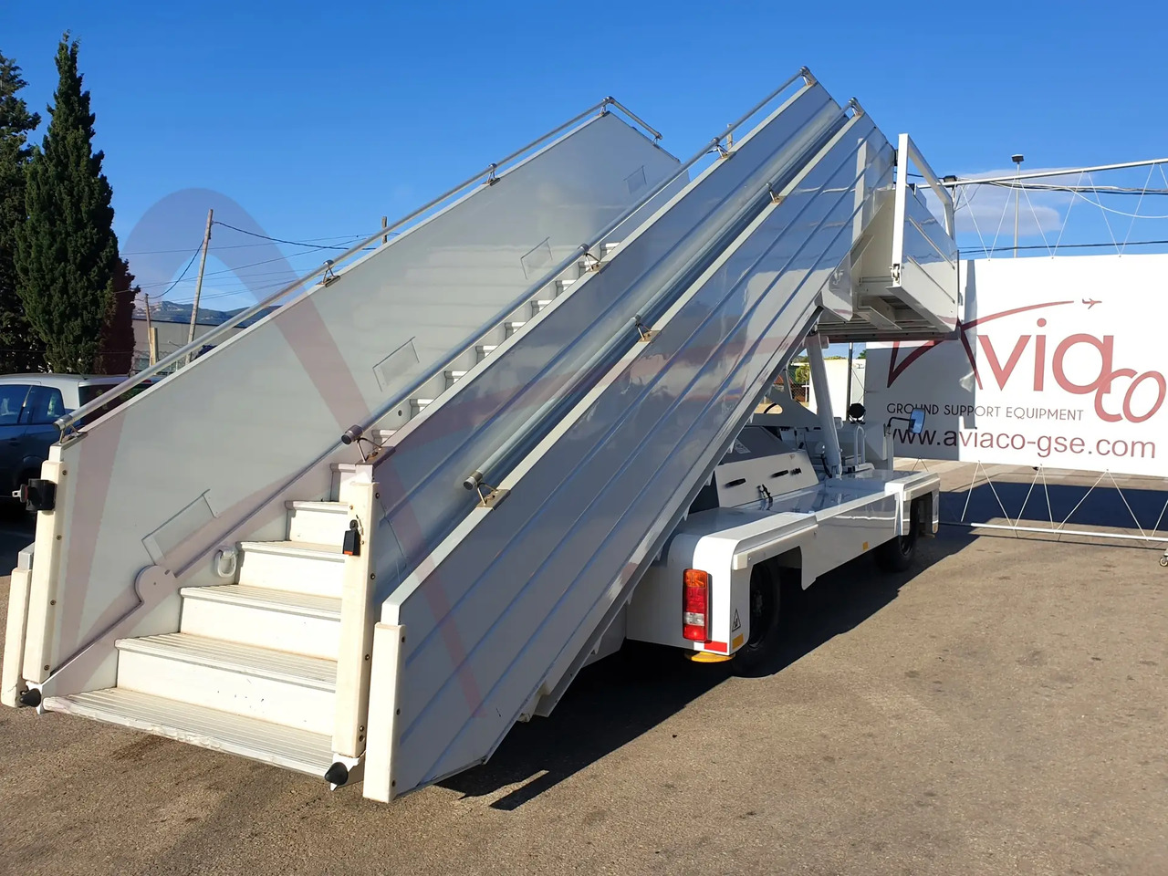 TLD ABS-580 - Escalera de pasajeros: foto 1 TLD ABS-580 - Escalera de pasajeros: foto 1