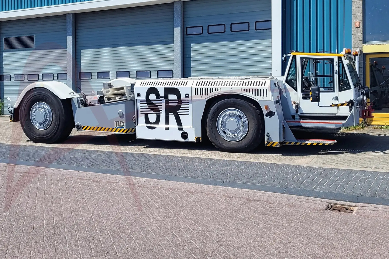 TLD TPX-500-MTS - Remolcador de aviones: foto 2 TLD TPX-500-MTS - Remolcador de aviones: foto 2