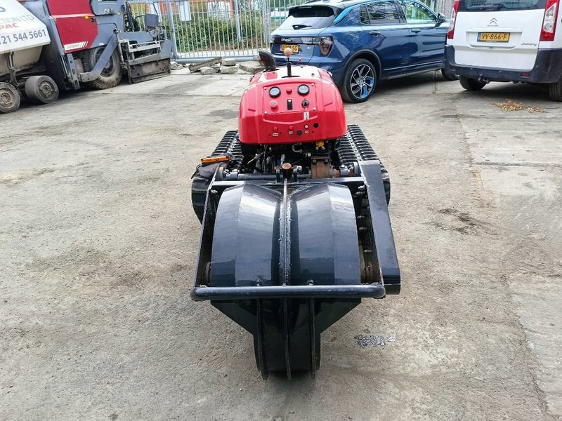 HT 400 remote controlled tracked robot mower / tracto - Segadora: foto 5 HT 400 remote controlled tracked robot mower / tracto - Segadora: foto 5