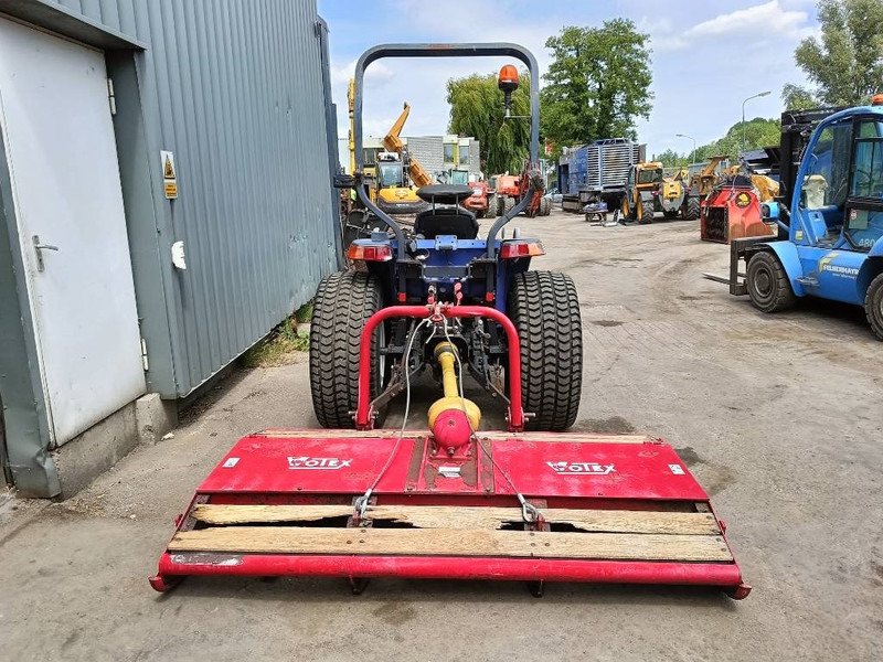 Iseki TG 5390 compacte tractor met maaier votex p12 4x4 - Mini tractor: foto 5 Iseki TG 5390 compacte tractor met maaier votex p12 4x4 - Mini tractor: foto 5