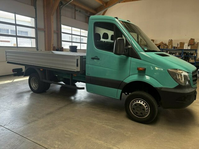 MERCEDES-BENZ Sprinter 513 CDI 4x4 Allrad Pritsche Top!... - Furgoneta caja abierta: foto 1 MERCEDES-BENZ Sprinter 513 CDI 4x4 Allrad Pritsche Top!... - Furgoneta caja abierta: foto 1