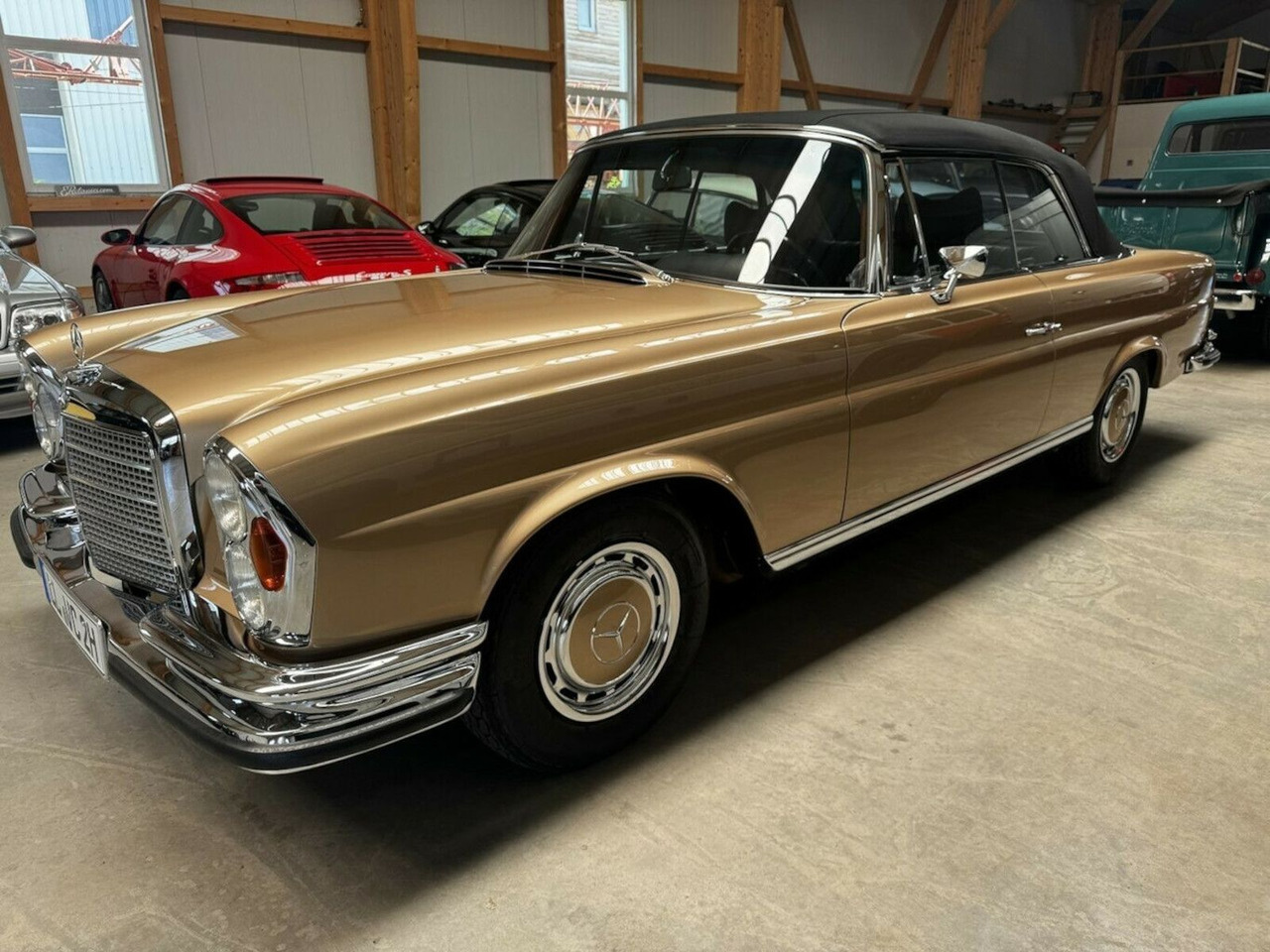 Mercedes-Benz 280 SE Cabrio W111 BRABUS-Classic Restauration - Descapotable: foto 4 Mercedes-Benz 280 SE Cabrio W111 BRABUS-Classic Restauration - Descapotable: foto 4
