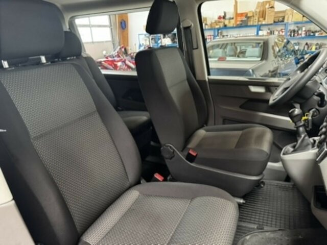 VW T6.1 lang 5-Sitzer 2.0 TDI 4Motion LKW - Furgoneta pequeña: foto 5 VW T6.1 lang 5-Sitzer 2.0 TDI 4Motion LKW - Furgoneta pequeña: foto 5