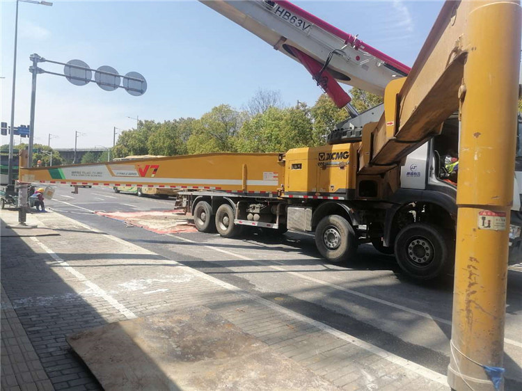 XCMG Official 2019 Year Hb62V Second Hand Used Hydraulic Concrete Pump Truck - Camión bomba de hormigón: foto 4 XCMG Official 2019 Year Hb62V Second Hand Used Hydraulic Concrete Pump Truck - Camión bomba de hormigón: foto 4