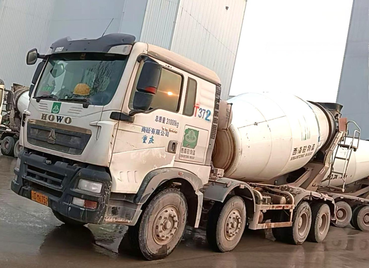 XCMG Official G4804B Second Hand Mobile Concrete Mixer Truck 12m³ Construction Cement Mixer - Camión hormigonera: foto 2 XCMG Official G4804B Second Hand Mobile Concrete Mixer Truck 12m³ Construction Cement Mixer - Camión hormigonera: foto 2
