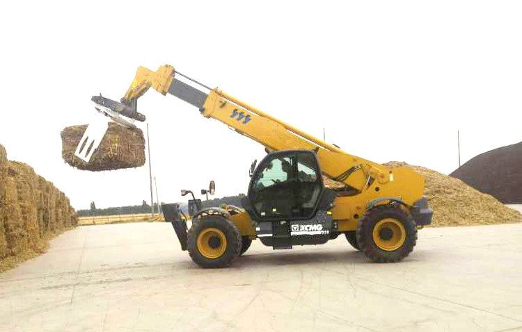 XCMG XTF1256K 5.4ton used diesel forklift loader telehandler for sale - Manipulador telescópico: foto 4 XCMG XTF1256K 5.4ton used diesel forklift loader telehandler for sale - Manipulador telescópico: foto 4