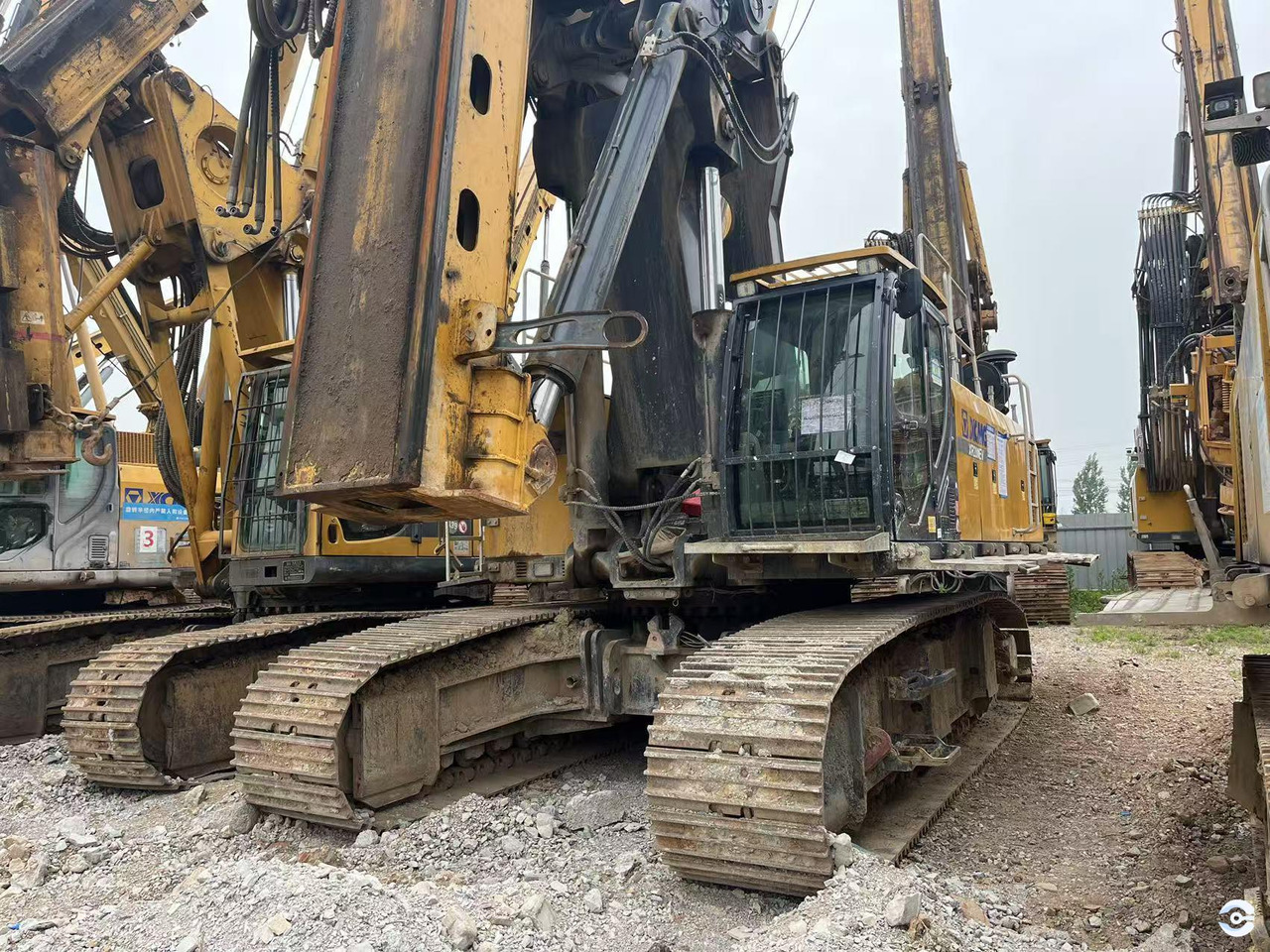 XCMG used XR280E hydraulic pile machine drilling rig rotary price - Perforadora: foto 4 XCMG used XR280E hydraulic pile machine drilling rig rotary price - Perforadora: foto 4