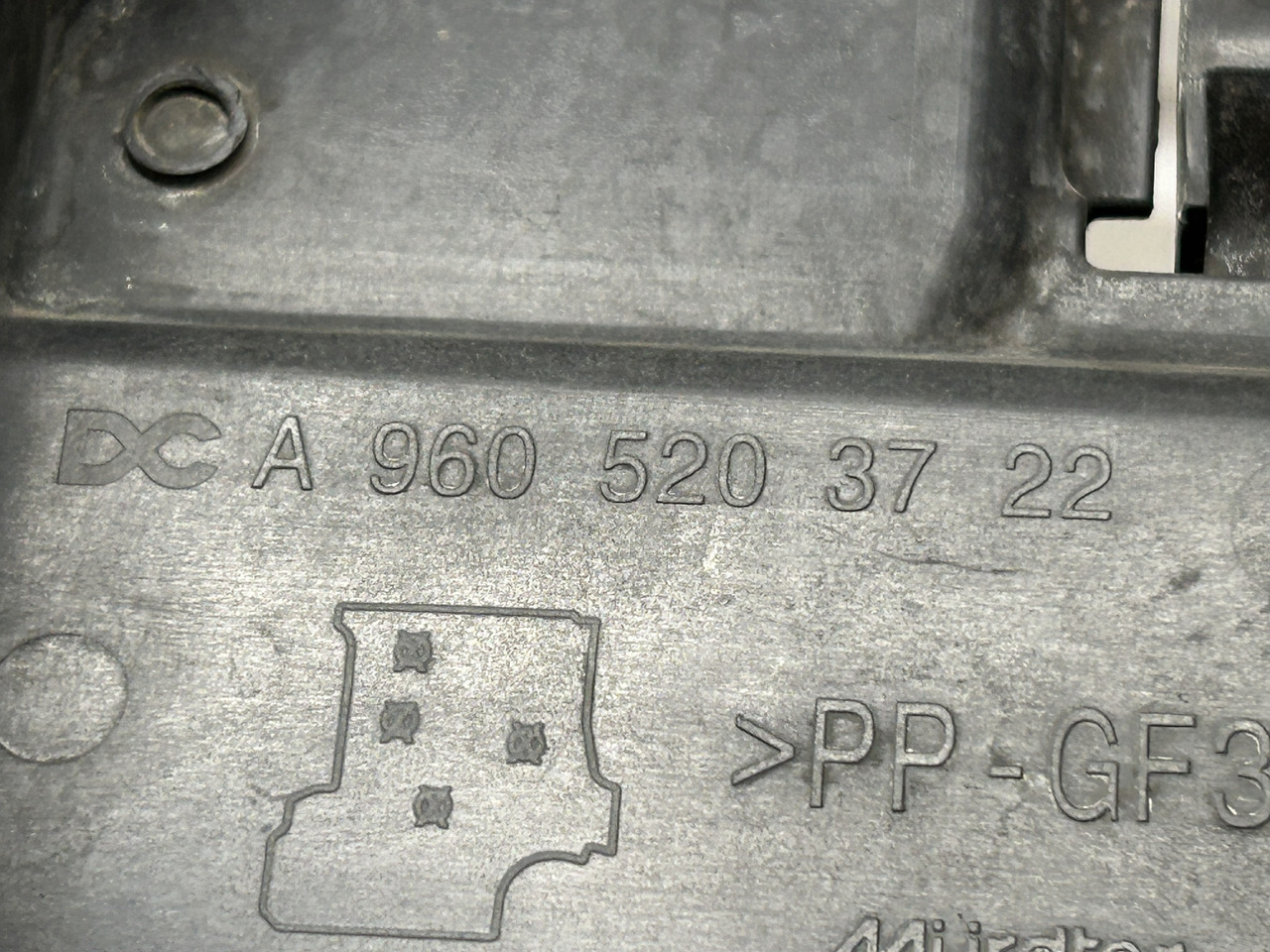 Carrocería y exterior para Camión MERCEDES-BENZ ACTROS MP4 BIGSPACE ENGINE SOUNDPROOFING COVER KIT: foto 20 Carrocería y exterior para Camión MERCEDES-BENZ ACTROS MP4 BIGSPACE ENGINE SOUNDPROOFING COVER KIT: foto 20