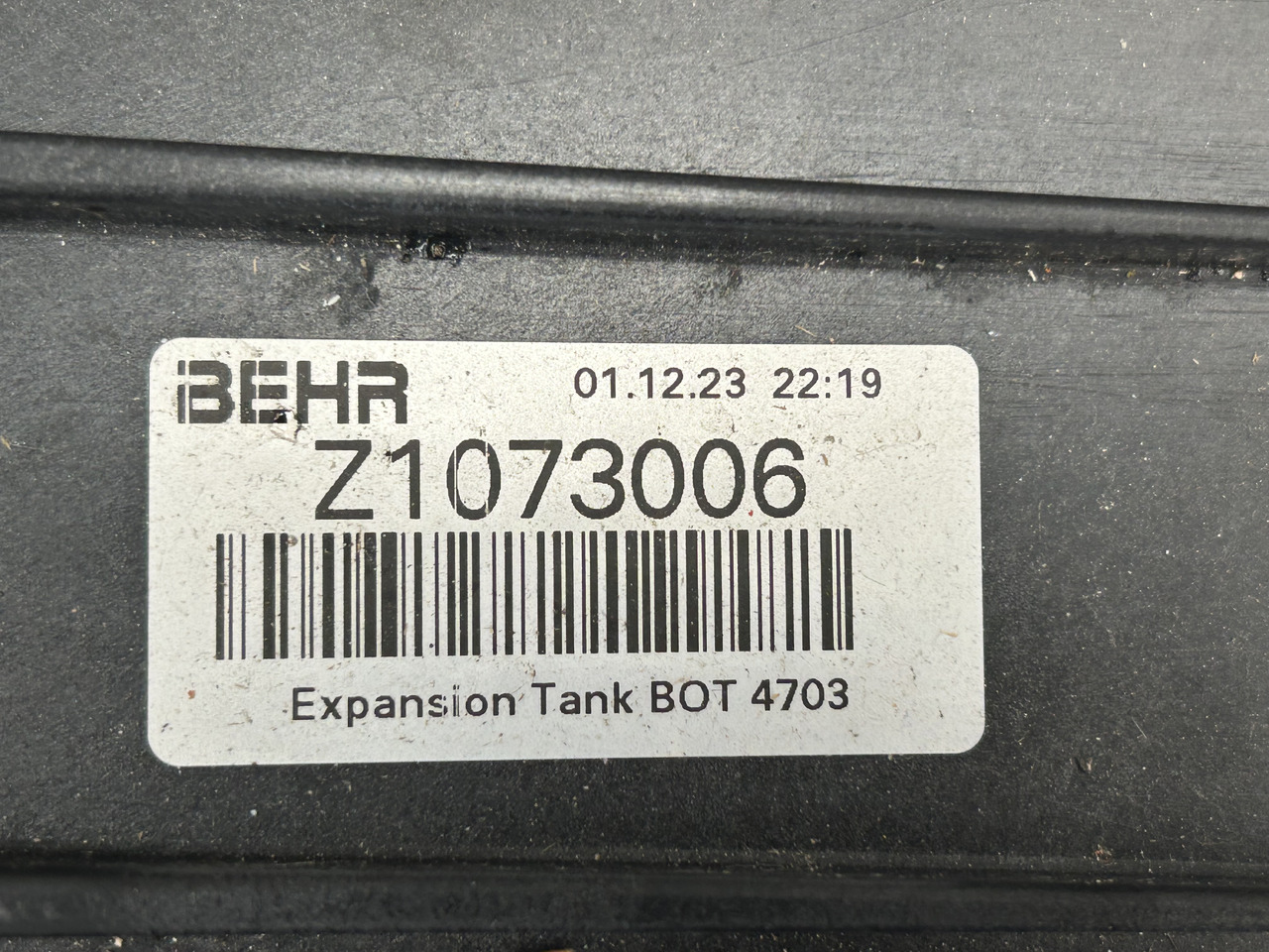MERCEDES COOLANT EXPANSION TANK AROCS ACTROS MP4 MP5 - Depósito de expansión: foto 5 MERCEDES COOLANT EXPANSION TANK AROCS ACTROS MP4 MP5 - Depósito de expansión: foto 5