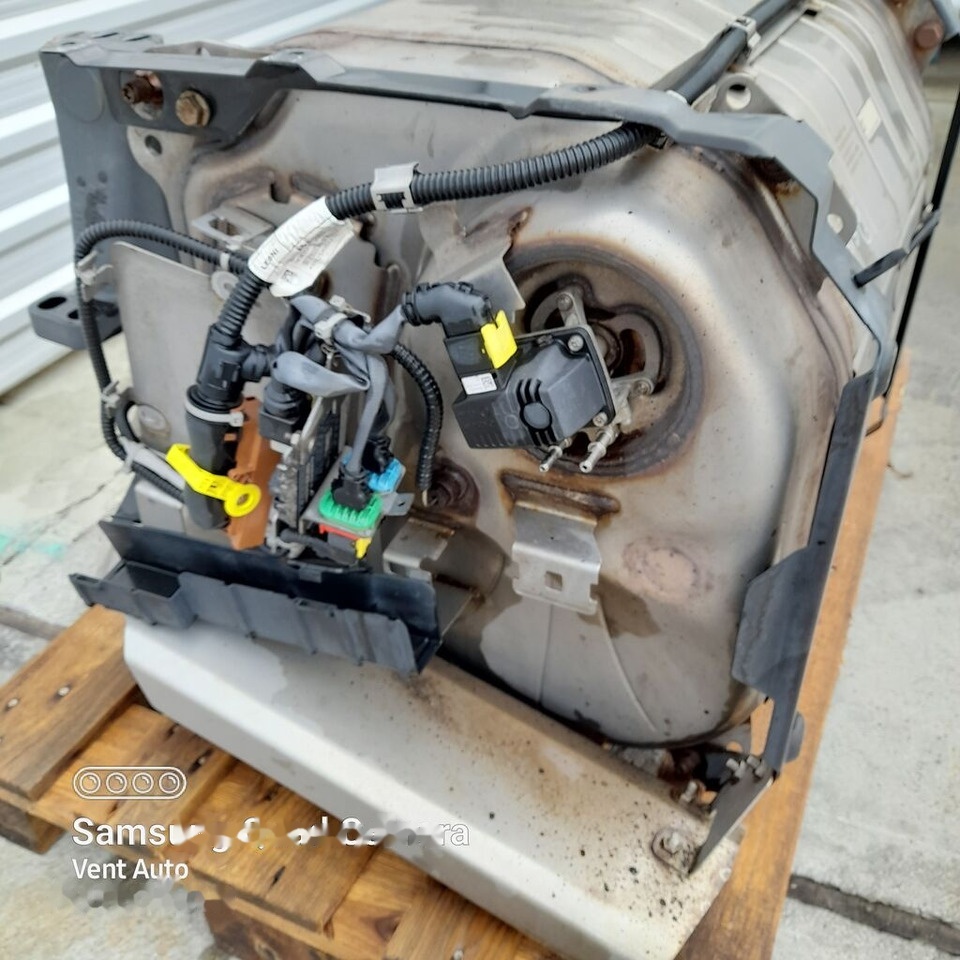 Mercedes-Benz ACTROS MP5 A0114907512 Mercedes-Benz A0114907512 - Convertidor catalítico para Camión: foto 5 Mercedes-Benz ACTROS MP5 A0114907512 Mercedes-Benz A0114907512 - Convertidor catalítico para Camión: foto 5