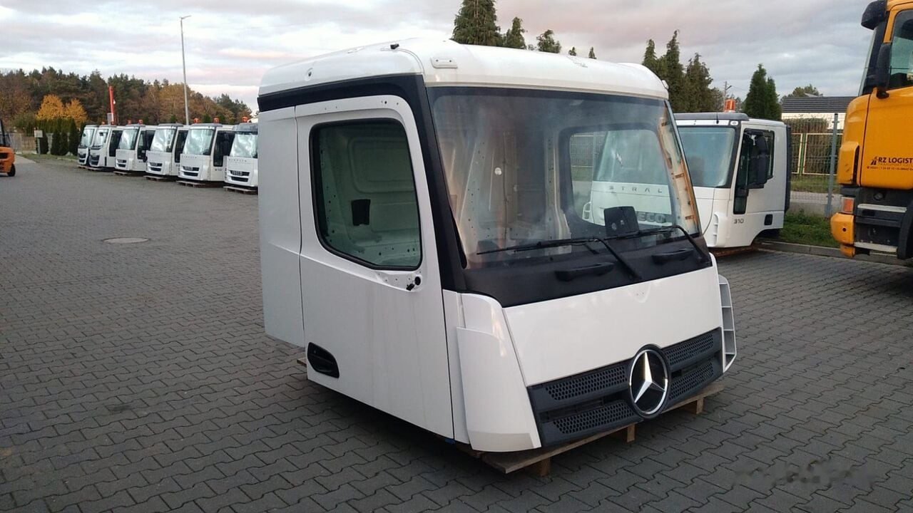 Mercedes-Benz Arocs 8x8 8x6 4x4 6x6 6x4 M Classic Space 320mm Mercedes-Benz AROCS Arocs 8x8 8x6 4x4 6x6 6x4 M Classic Space 320mm truck - Cabina para Camión: foto 1 Mercedes-Benz Arocs 8x8 8x6 4x4 6x6 6x4 M Classic Space 320mm Mercedes-Benz AROCS Arocs 8x8 8x6 4x4 6x6 6x4 M Classic Space 320mm truck - Cabina para Camión: foto 1