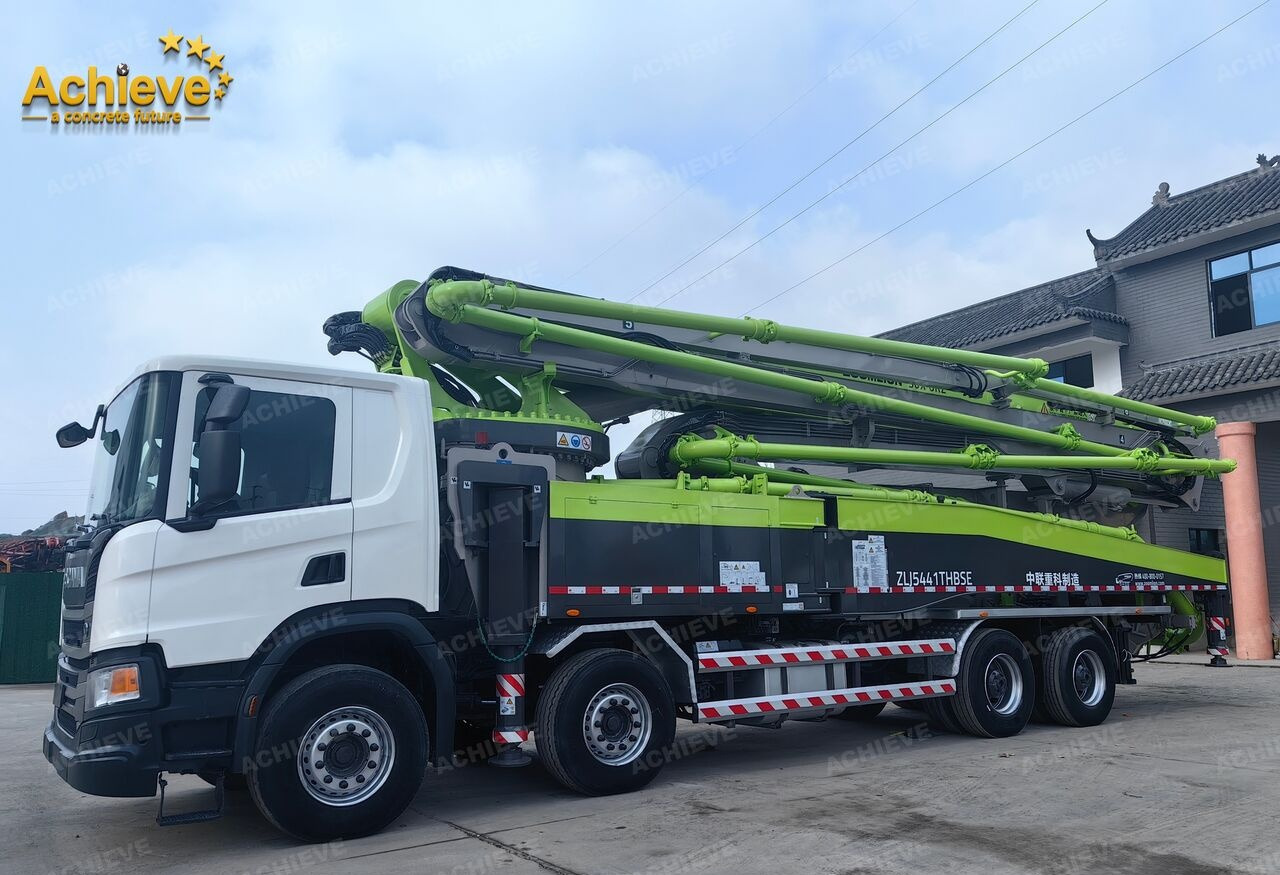 ZOOMLION ZOOMLION 2019 ZOOMLION 56X-6RZ 56M Scania P450 8x4【ACHIEVE】TOP CONDITION!!! - Camión bomba de hormigón: foto 3 ZOOMLION ZOOMLION 2019 ZOOMLION 56X-6RZ 56M Scania P450 8x4【ACHIEVE】TOP CONDITION!!! - Camión bomba de hormigón: foto 3