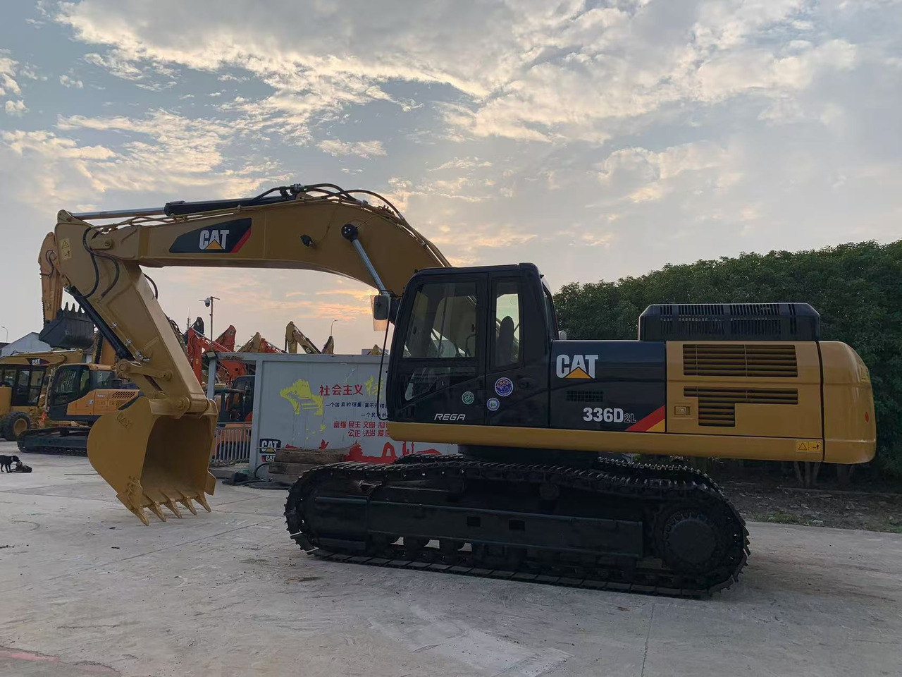 Caterpillar 336D, 330D Excellent Condition Heavy Mining Excavator Machine - Excavadora de cadenas: foto 4 Caterpillar 336D, 330D Excellent Condition Heavy Mining Excavator Machine - Excavadora de cadenas: foto 4