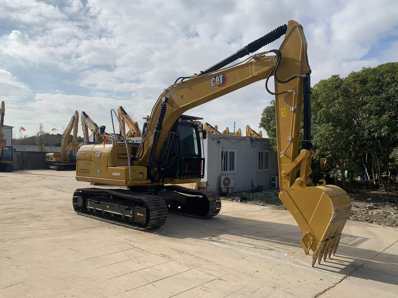 Caterpillar Excavator Good Price Secondhand Machine CAT 312D, 315D - Excavadora de cadenas: foto 4 Caterpillar Excavator Good Price Secondhand Machine CAT 312D, 315D - Excavadora de cadenas: foto 4