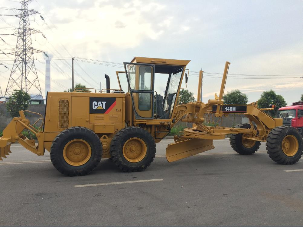 Caterpillar Motor Grader Used Condition CAT 140H - Grader: foto 2 Caterpillar Motor Grader Used Condition CAT 140H - Grader: foto 2