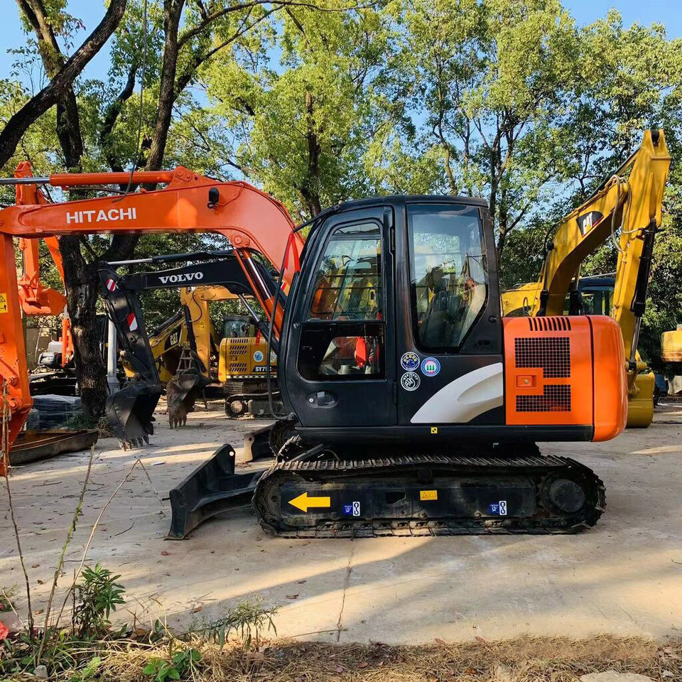Hitachi 6 ton Mini Excavator ZX60 Excellent Condition - Excavadora de cadenas: foto 4 Hitachi 6 ton Mini Excavator ZX60 Excellent Condition - Excavadora de cadenas: foto 4