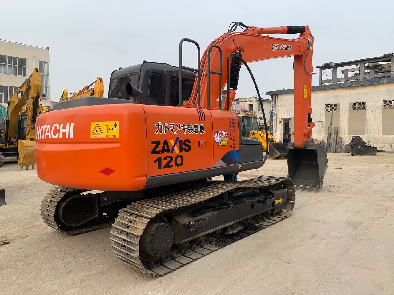 Hitachi Excavator ZX120 Good Price Used Excavator 12 ton Capacity - Excavadora de cadenas: foto 2 Hitachi Excavator ZX120 Good Price Used Excavator 12 ton Capacity - Excavadora de cadenas: foto 2