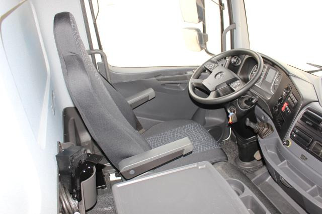 Mercedes-Benz Atego 1224L EDSCHA - Camión lona: foto 2 Mercedes-Benz Atego 1224L EDSCHA - Camión lona: foto 2