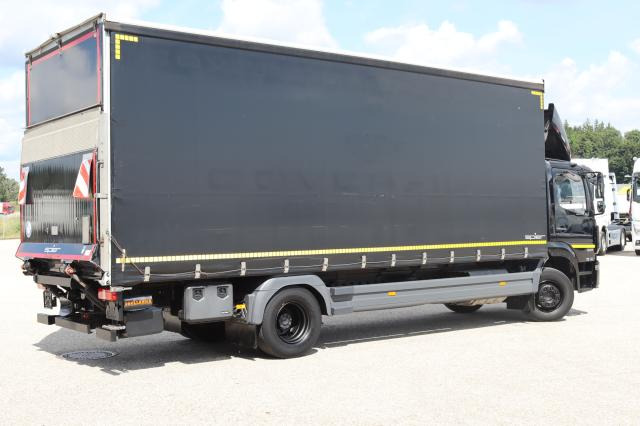 Mercedes-Benz Atego 1527 L - Camión lona: foto 4 Mercedes-Benz Atego 1527 L - Camión lona: foto 4