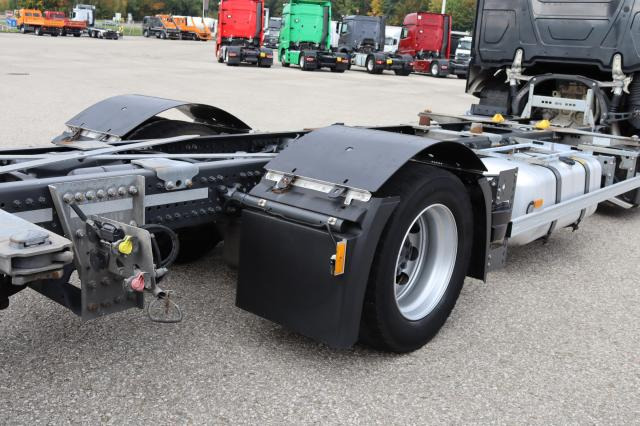 Mercedes-Benz Actros 1842 L nR - Otros maquinaria: foto 5 Mercedes-Benz Actros 1842 L nR - Otros maquinaria: foto 5