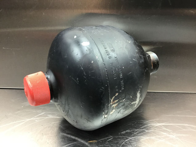 Bosch Accumulator - Sistema eléctrico: foto 2 Bosch Accumulator - Sistema eléctrico: foto 2