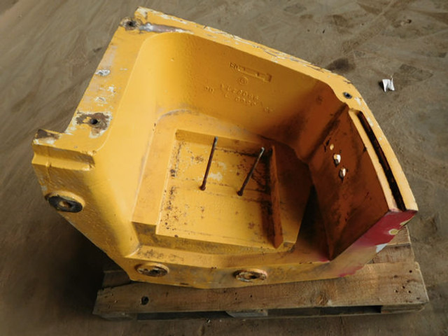 Liebherr Counterweight - Contrapeso para Maquinaria agrícola: foto 1 Liebherr Counterweight - Contrapeso para Maquinaria agrícola: foto 1