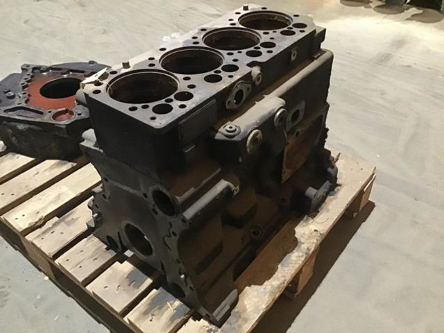 Liebherr Crankcase - Cárter: foto 1 Liebherr Crankcase - Cárter: foto 1