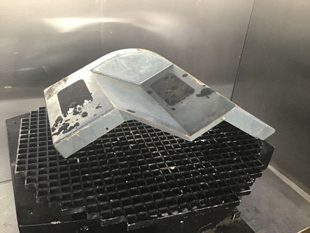 Liebherr Fender - Carrocería y exterior: foto 1 Liebherr Fender - Carrocería y exterior: foto 1