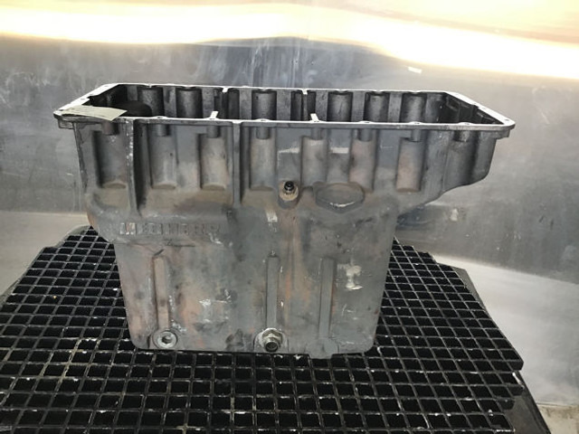 Liebherr Oil Sump - Cárter: foto 2 Liebherr Oil Sump - Cárter: foto 2