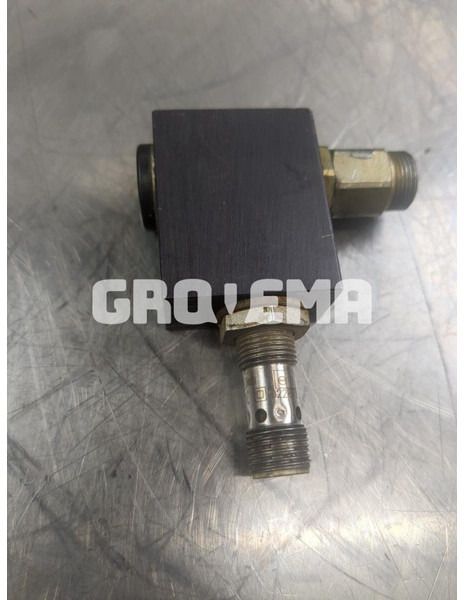 Liebherr R906 WLC / R906 C / R906 LC / R906 NLC - Válvula: foto 3 Liebherr R906 WLC / R906 C / R906 LC / R906 NLC - Válvula: foto 3