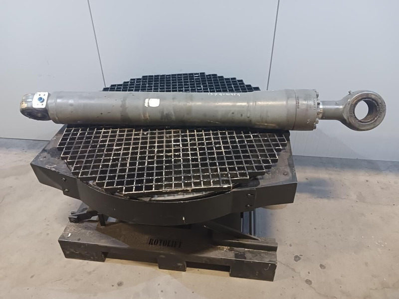 Liebherr R922 LC / R922 NLC / R922 SLC / R922 XLC - Cilindro hidráulico: foto 1 Liebherr R922 LC / R922 NLC / R922 SLC / R922 XLC - Cilindro hidráulico: foto 1