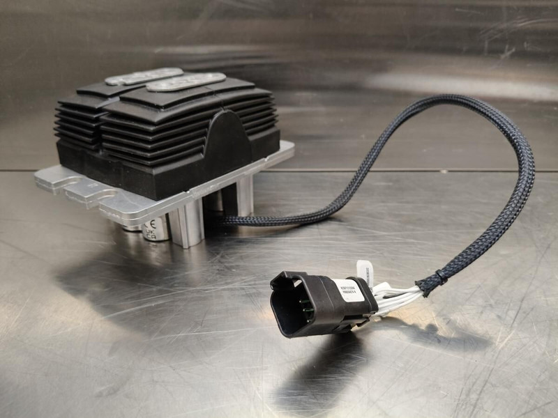 Liebherr R922 / R924 / R934 / R926 - Sistema eléctrico: foto 1 Liebherr R922 / R924 / R934 / R926 - Sistema eléctrico: foto 1