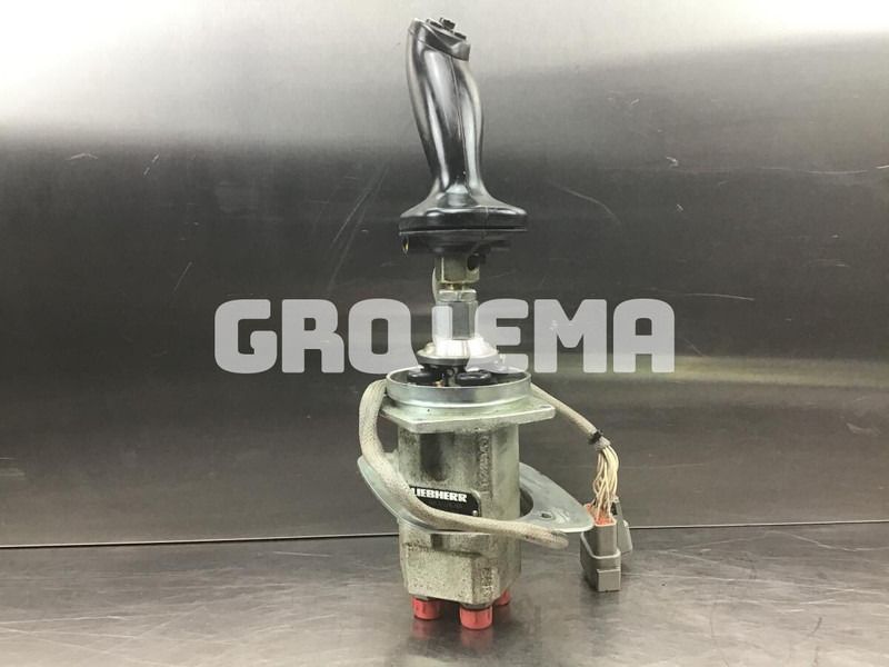 Liebherr R946 LC / R946 NLC / R924 COMPACT - Hidráulica: foto 1 Liebherr R946 LC / R946 NLC / R924 COMPACT - Hidráulica: foto 1