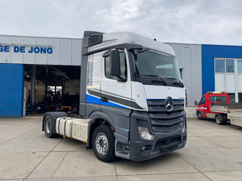 Mercedes-Benz Actros 1845 / Stream Space / Retarder / 2x Tank - Cabeza tractora: foto 3 Mercedes-Benz Actros 1845 / Stream Space / Retarder / 2x Tank - Cabeza tractora: foto 3