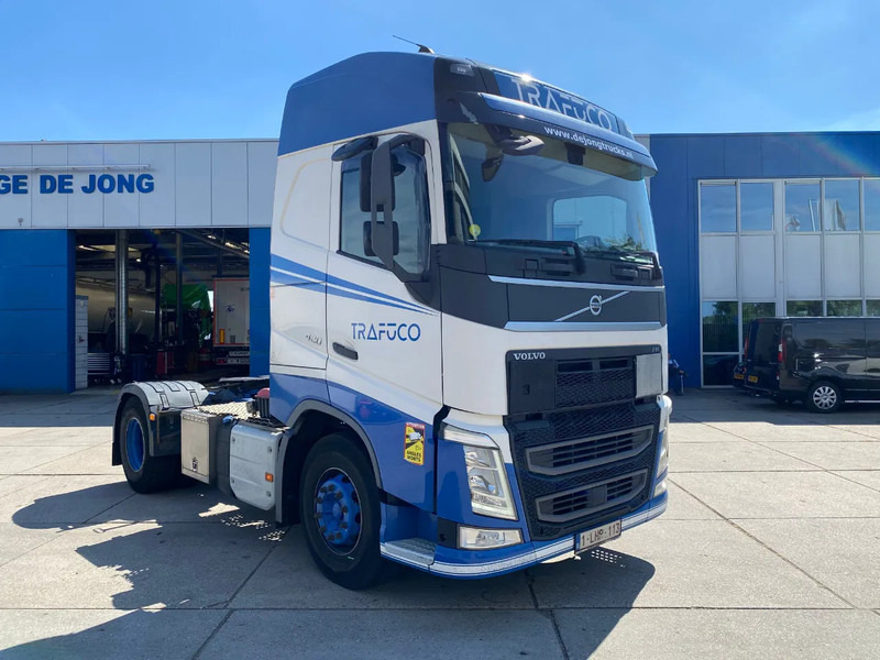 Volvo FH 13.420 Globetrotter / ADR + PTO / Stand Airco - Cabeza tractora: foto 3 Volvo FH 13.420 Globetrotter / ADR + PTO / Stand Airco - Cabeza tractora: foto 3