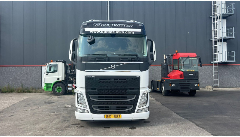 Volvo FH 460 Full Spoilers + Koelkast + Topconditie - Cabeza tractora: foto 2 Volvo FH 460 Full Spoilers + Koelkast + Topconditie - Cabeza tractora: foto 2