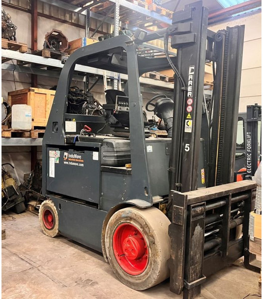 Carretilla elevadora eléctrica Carer Z70KN: foto 8 Carretilla elevadora eléctrica Carer Z70KN: foto 8