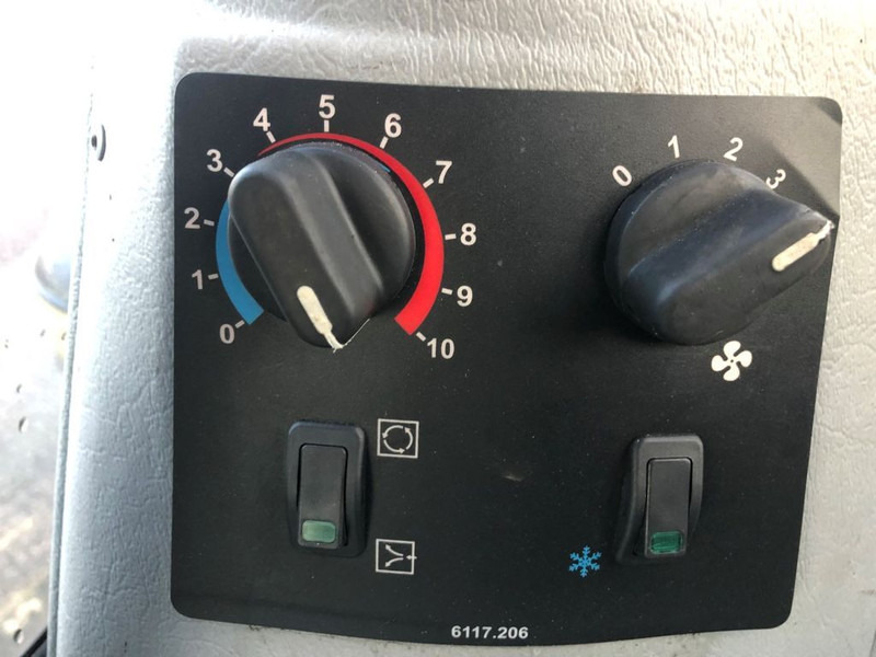 KONECRANES SMV4531 TB5 - Reach stacker: foto 4 KONECRANES SMV4531 TB5 - Reach stacker: foto 4