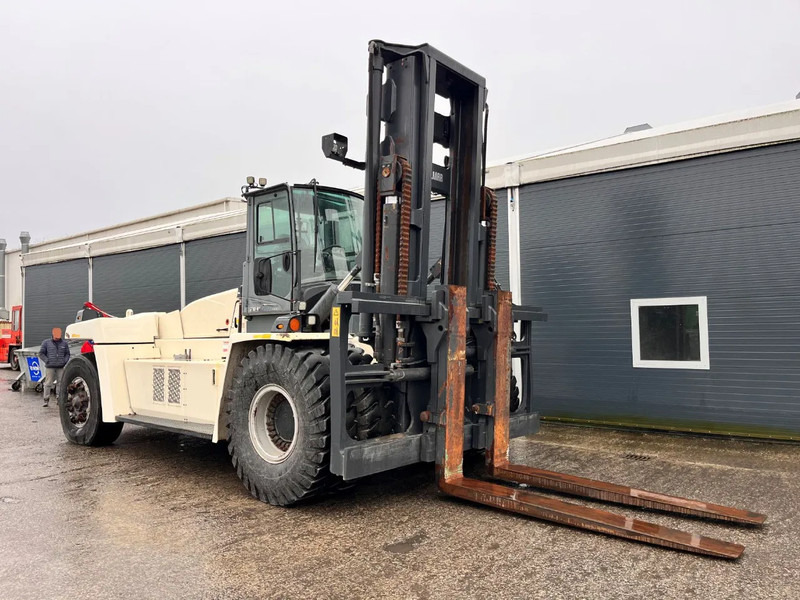 Kalmar DCG330-12LB - Carretilla elevadora diésel: foto 4 Kalmar DCG330-12LB - Carretilla elevadora diésel: foto 4