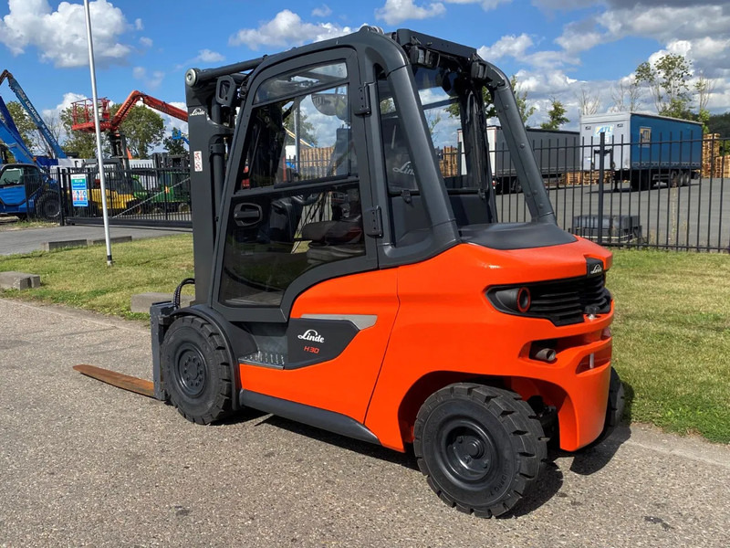 Linde H30D-01 - Carretilla elevadora diésel: foto 5 Linde H30D-01 - Carretilla elevadora diésel: foto 5