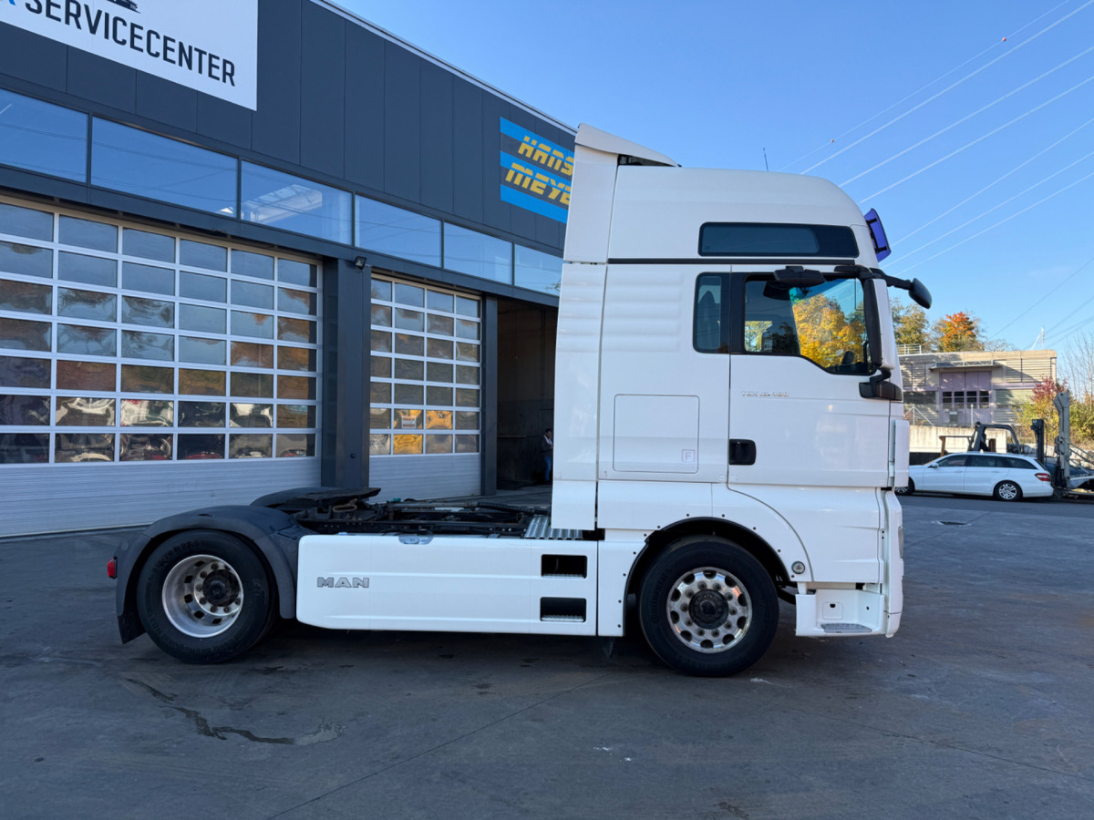 MAN TGX 18.480 4x2 Hydraulik - Cabeza tractora: foto 4 MAN TGX 18.480 4x2 Hydraulik - Cabeza tractora: foto 4
