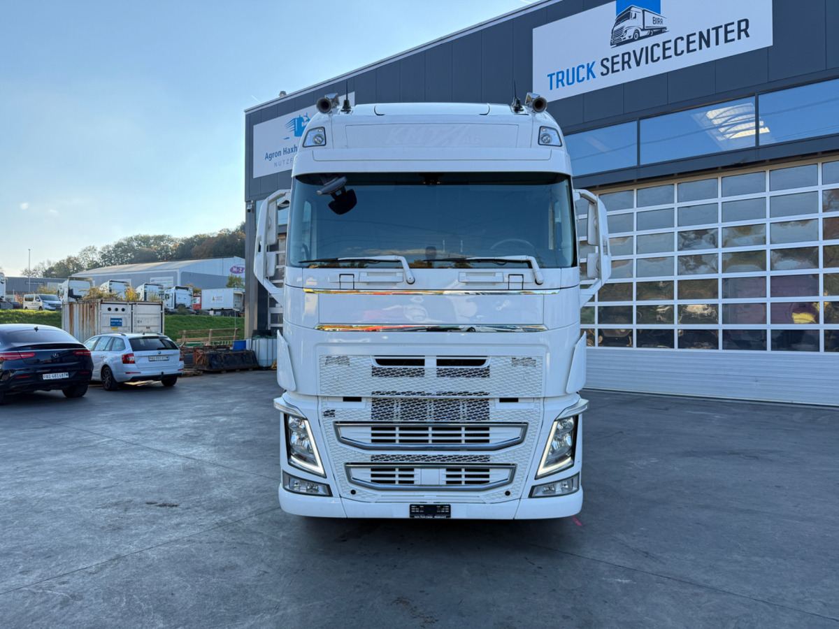 VOLVO FH-500 Standklima XXL 4x2 - Cabeza tractora: foto 2 VOLVO FH-500 Standklima XXL 4x2 - Cabeza tractora: foto 2
