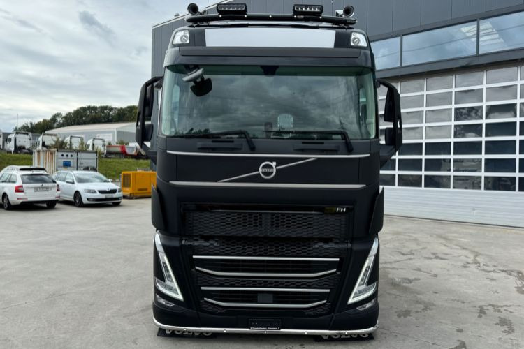 Volvo FH-500 TC 6x2 - Cabeza tractora: foto 2 Volvo FH-500 TC 6x2 - Cabeza tractora: foto 2