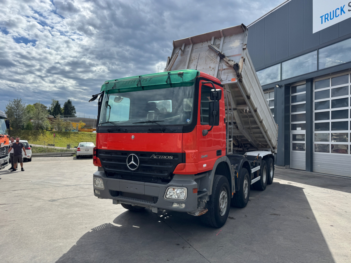 Camión volquete MERCEDES BENZ ACTROS 3246 C8668: foto 1
