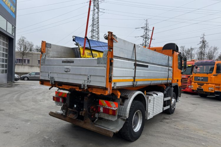 Mercedes-Benz Actros 1841 4x4 mit Schneeplfug - Camión volquete: foto 5 Mercedes-Benz Actros 1841 4x4 mit Schneeplfug - Camión volquete: foto 5