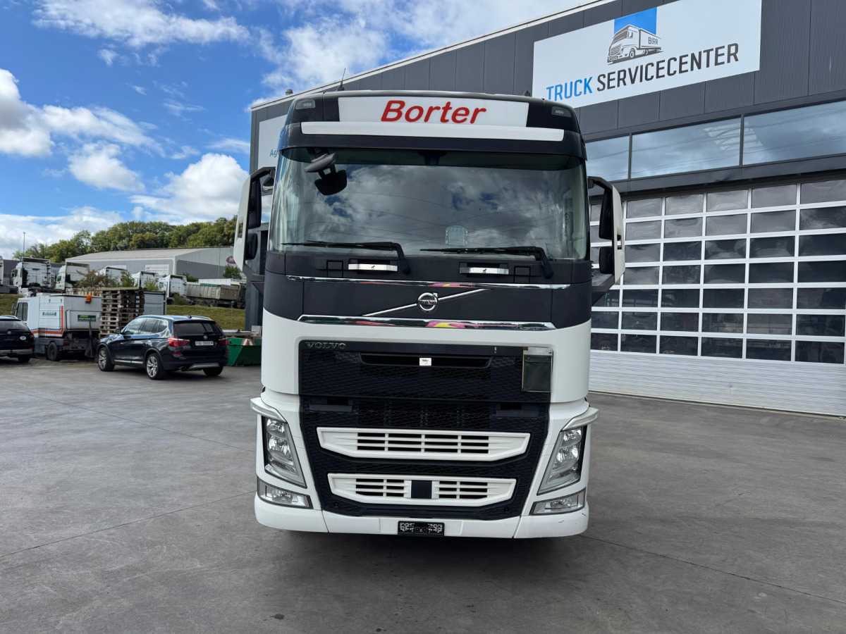 VOLVO FH-460 6x2 LBW - Camión portacontenedore/ Intercambiable: foto 2 VOLVO FH-460 6x2 LBW - Camión portacontenedore/ Intercambiable: foto 2