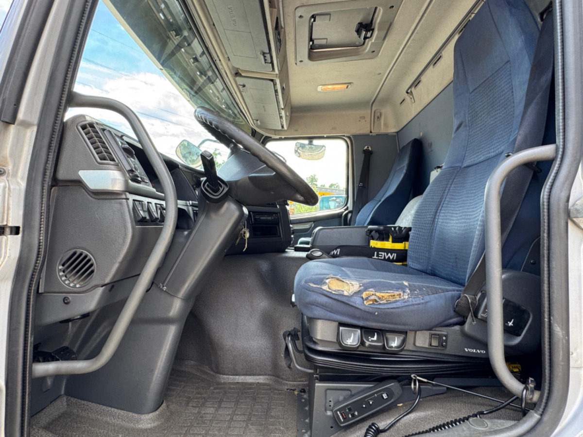 Leasing de VOLVO FM-400 4x2 Bonfiglioli 15000-4 VOLVO FM-400 4x2 Bonfiglioli 15000-4: foto 12